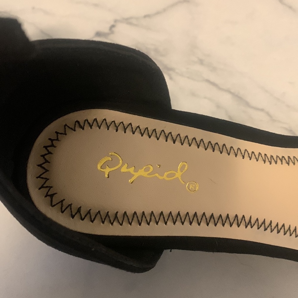 Qupid Black Suede Heels - Picture 4 of 4